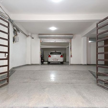Hotel Triton Grand At Delhi Airport Нью-Дели Экстерьер фото